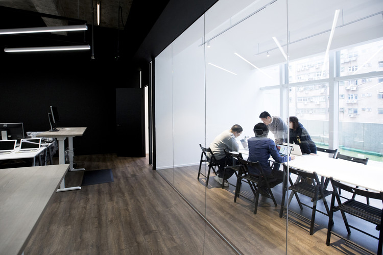 9GAG Office / LAAB Architects - Interior Photography, Table, Chair