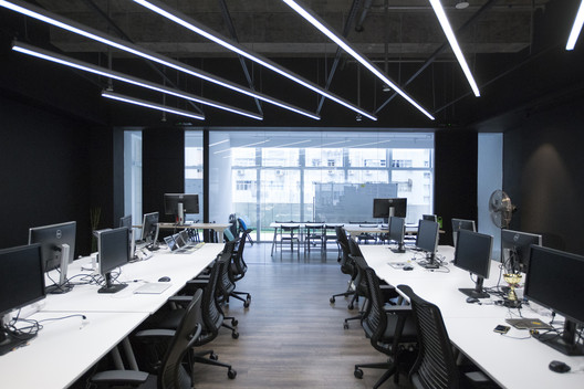 9GAG Office / LAAB Architects - Interior Photography, Dining room, Table, Chair, Windows