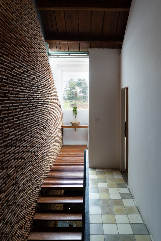 Uncle's House / 3 Atelier - Image 2 of 30