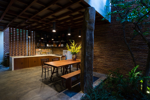Uncle's House / 3 Atelier - Table, Chair, Patio, Courtyard
