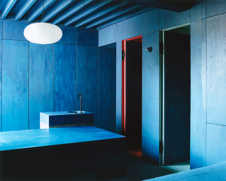 Erika and Willi’s Barn / Piertzovanis Toews - Interior Photography, Bathroom