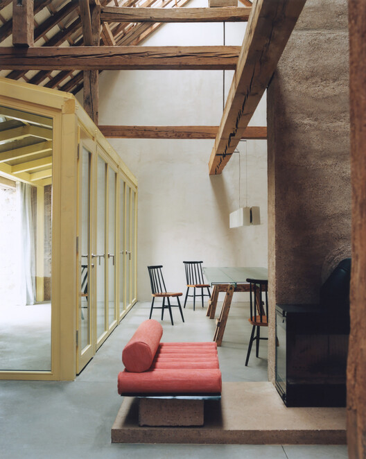 Erika and Willi’s Barn / Piertzovanis Toews - Interior Photography, Beam, Chair