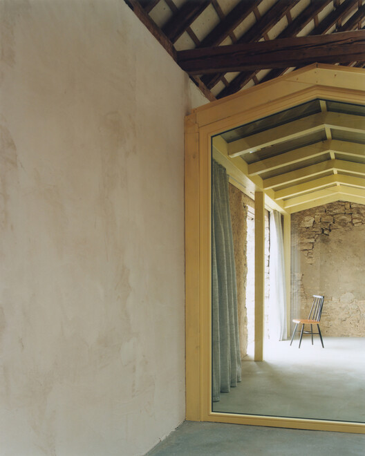 Erika and Willi’s Barn / Piertzovanis Toews - Interior Photography, Chair, Beam