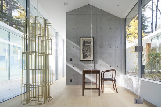 IT IS A GARDEN / ASSISTANT - Windows, Table, Chair, Door, Facade, Beam