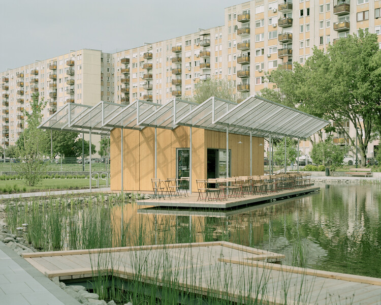 The Legacy of the Sawtooth Roof, an Icon of Industrial Architecture - Featured Image